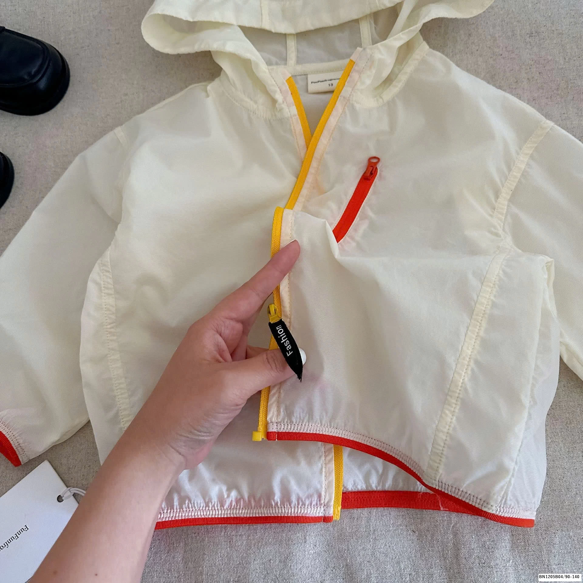 ÁO KHOÁC MỎNG CHỐNG NẮNG BT