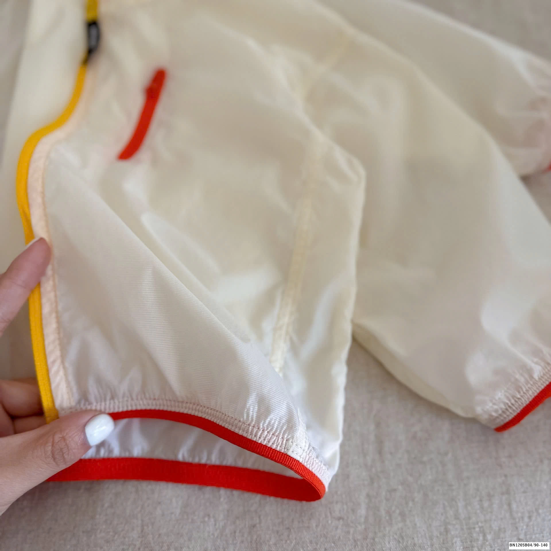 ÁO KHOÁC MỎNG CHỐNG NẮNG BT