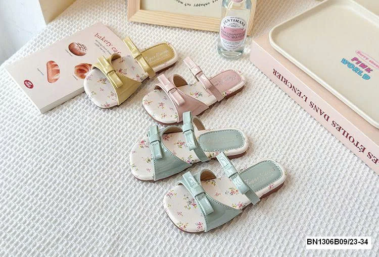 DÉP LÊ ĐẾ HOA 2 QUAI