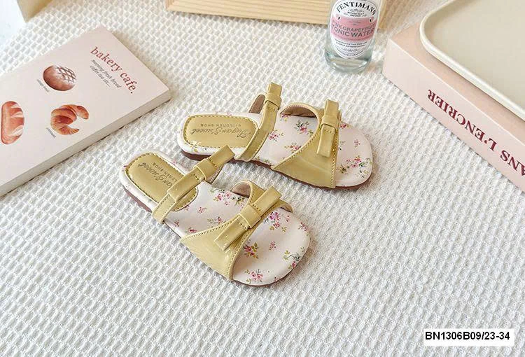 DÉP LÊ ĐẾ HOA 2 QUAI