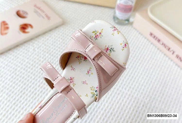 DÉP LÊ ĐẾ HOA 2 QUAI