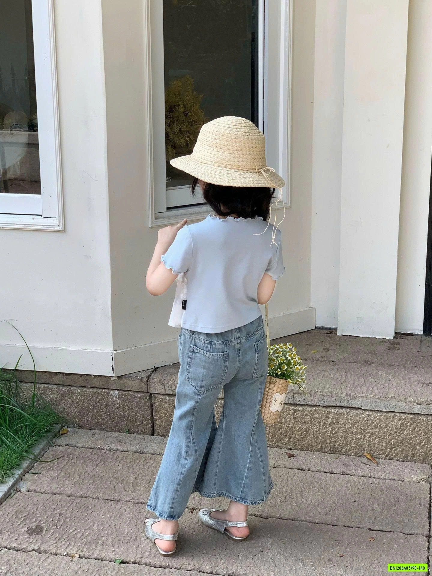 ÁO THUN PHỐI REN MIX JEANS LOE