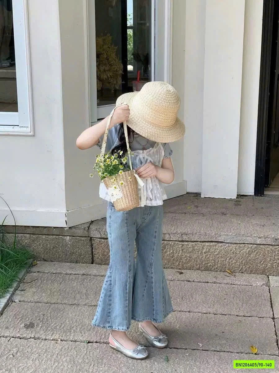 ÁO THUN PHỐI REN MIX JEANS LOE