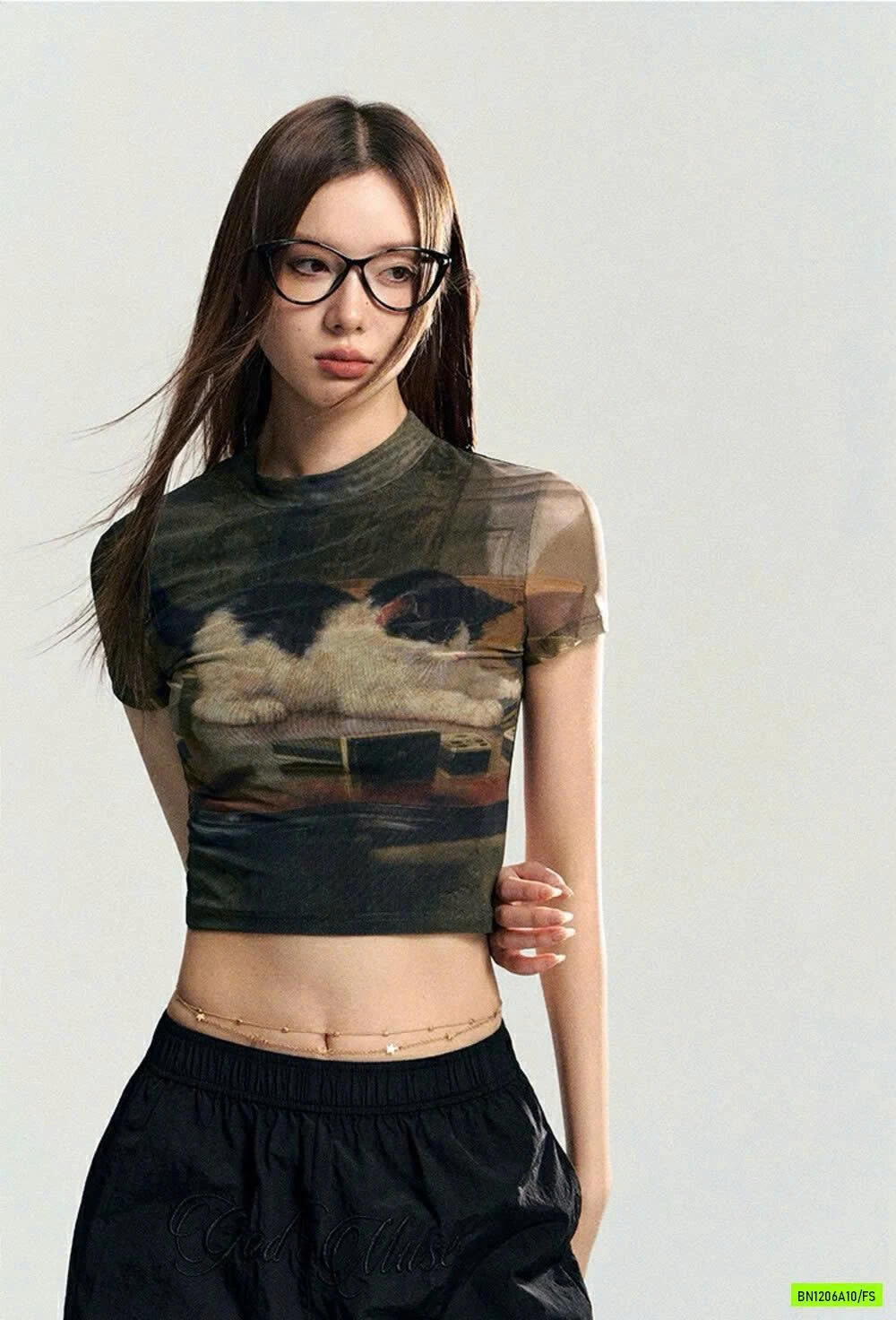 CROPTOP LƯỚI MÈO CON WG.WE