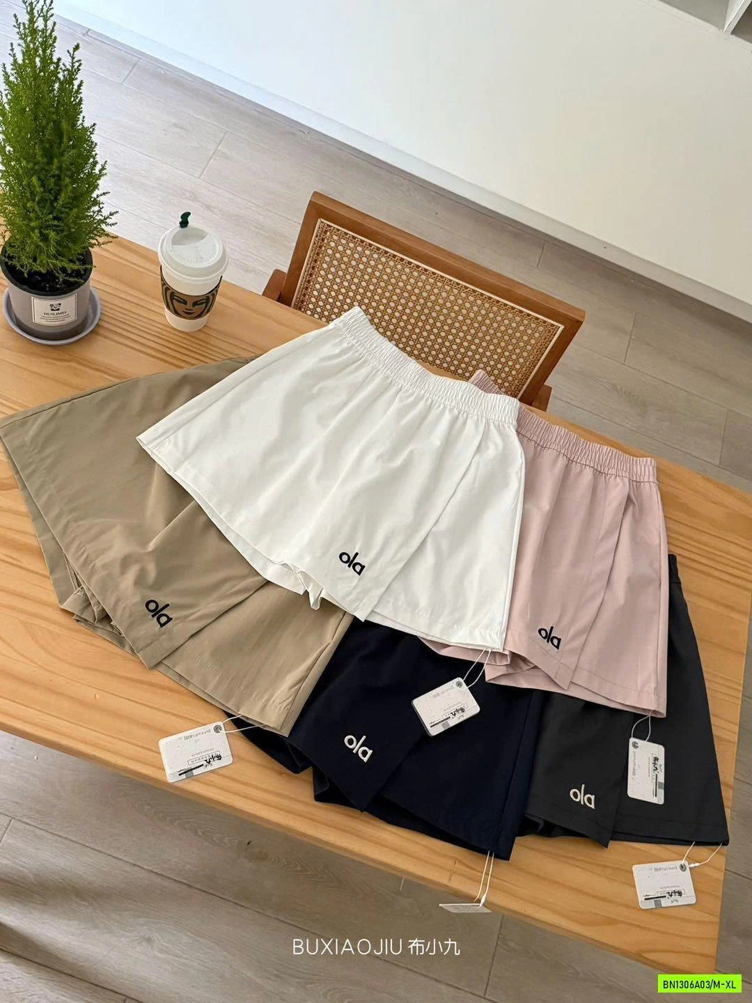 QUẦN GIẢ VÁY THÊU CHỮ CatKaiser