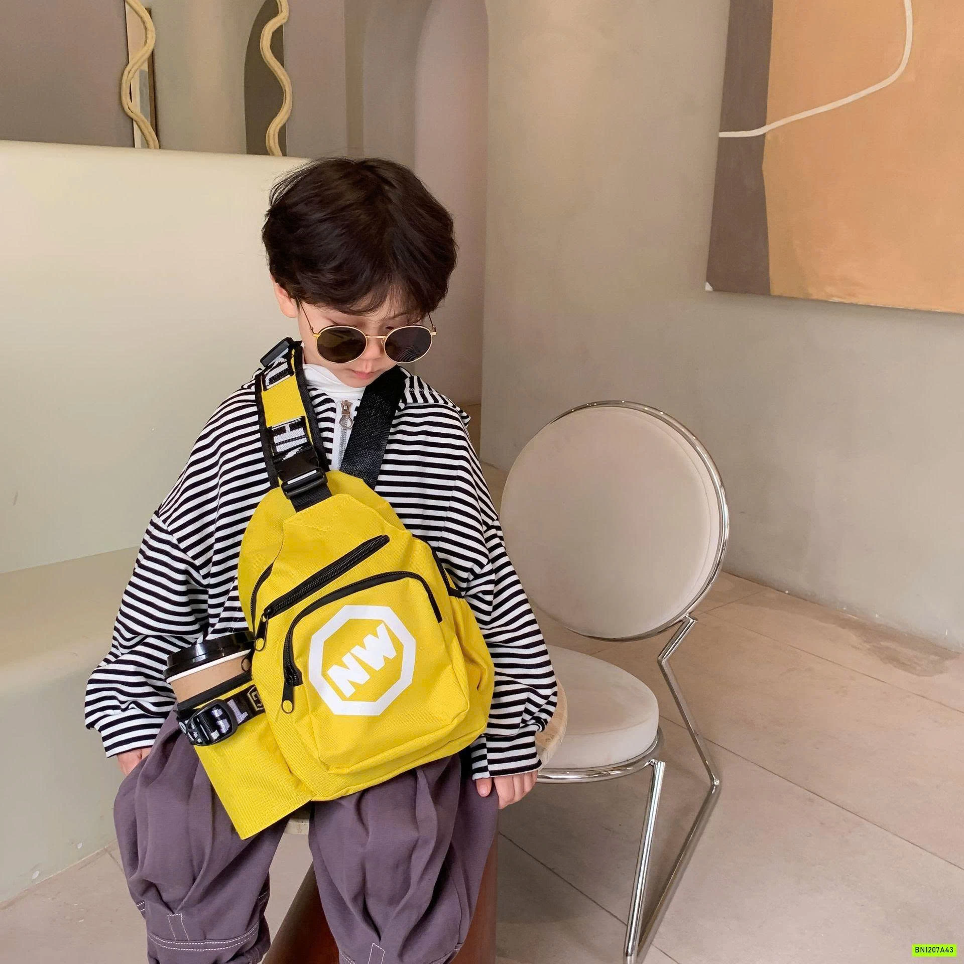 TÚI BAO TỬ CÓ NGĂN ĐỰNG BÌNH NƯỚC