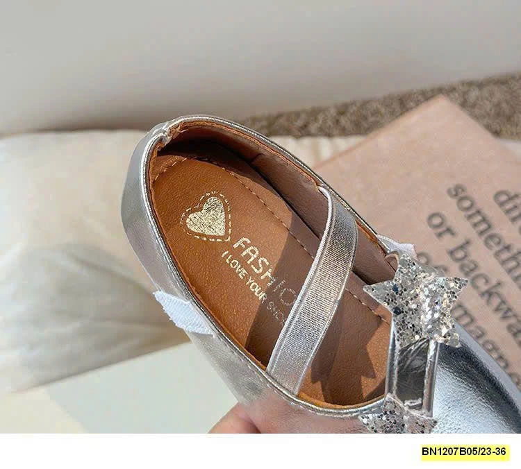 GIÀY BÚP BÊ NGÔI SAO BÉ GÁI