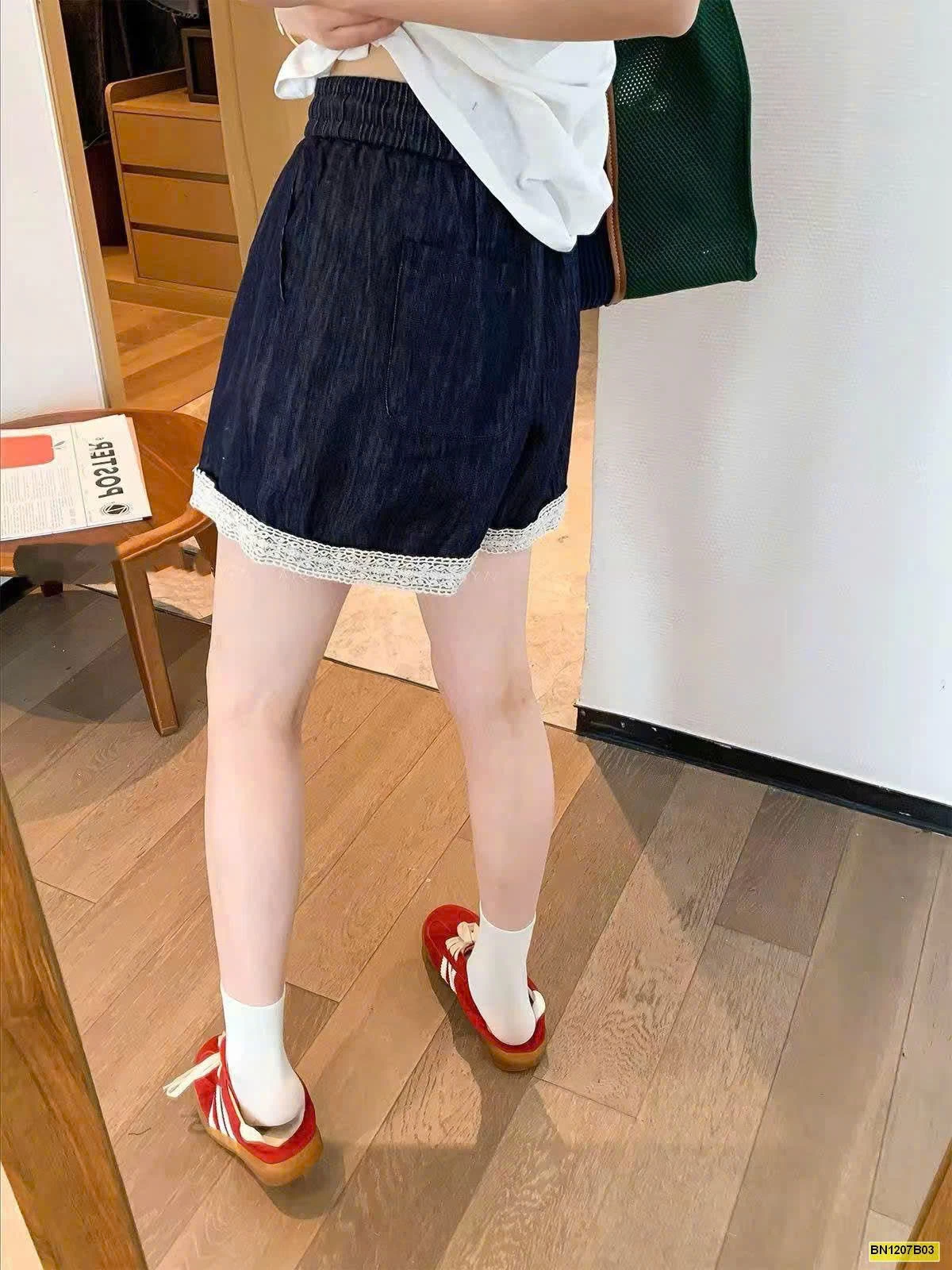 QUẦN SHORT PHỐI VIỀN REN CHO NỮ