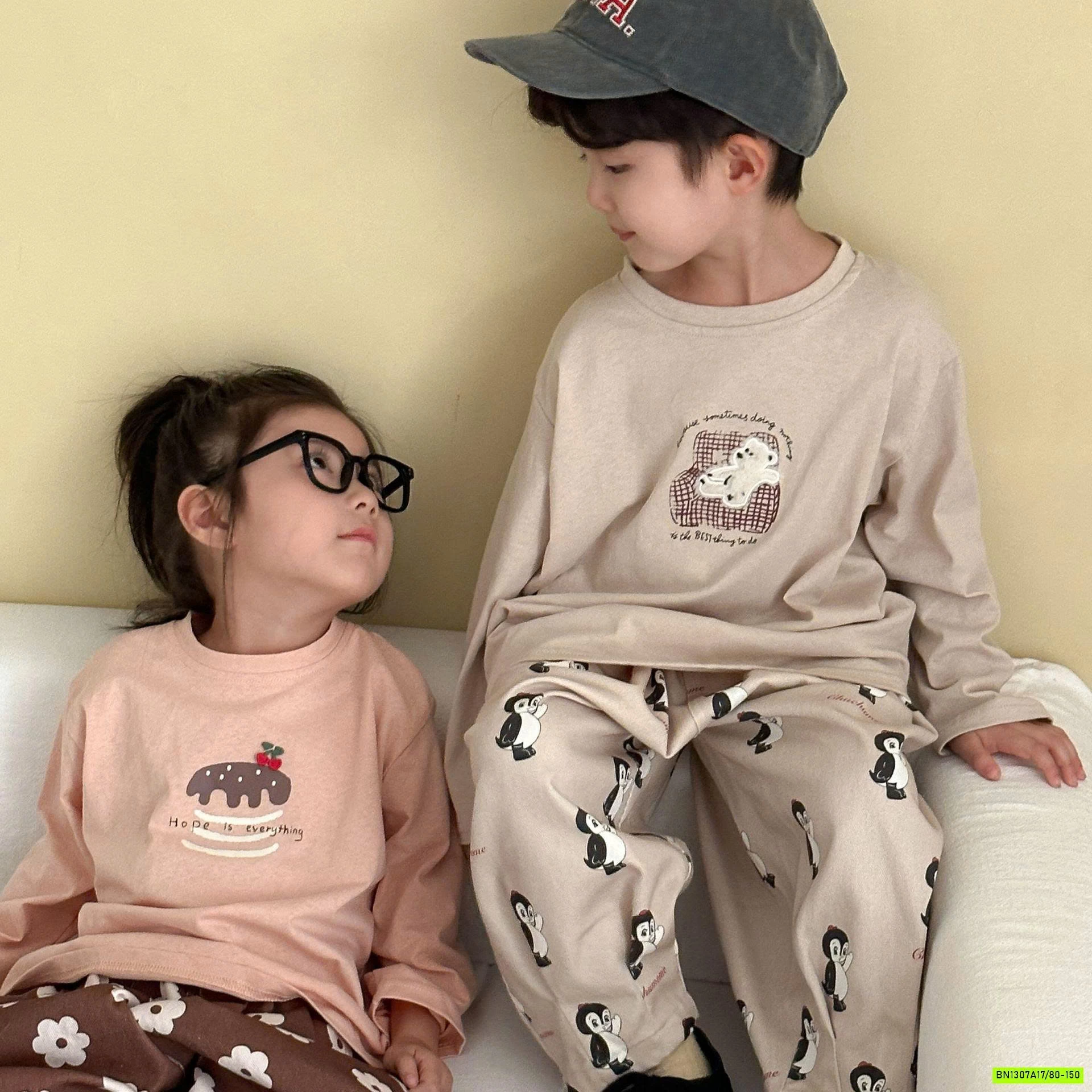 ÁO THUN MIX QUẦN BOOM VINTAGE