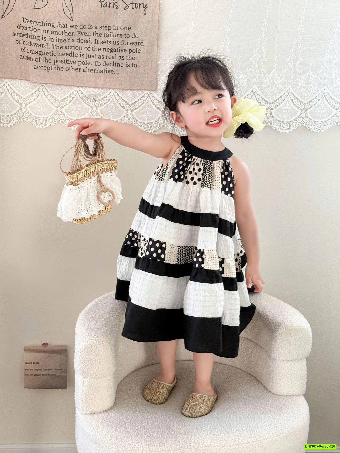 ĐẦM MAXI CỔ YẾM KẺ NGANG