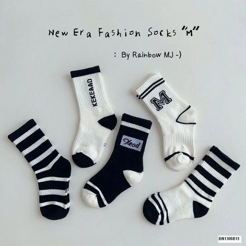 SET 5 ĐÔI TẤT CHO BÉ