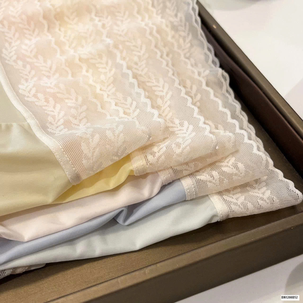 SÉT 7 QUẦN CHIP REN