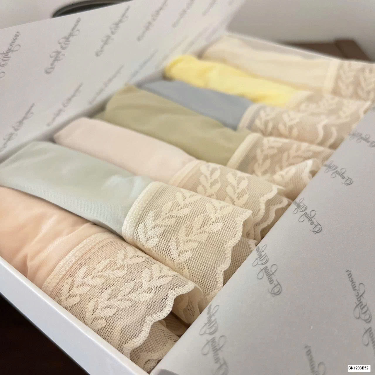 SÉT 7 QUẦN CHIP REN