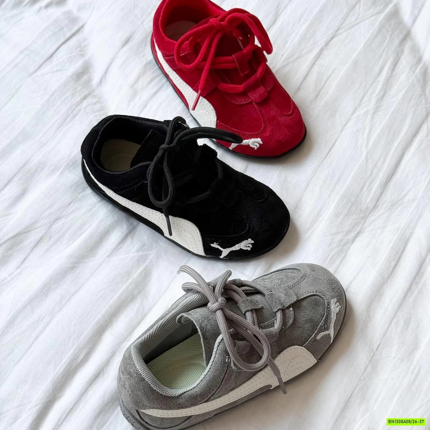 GIÀY THỂ THAO THÊU LOGO