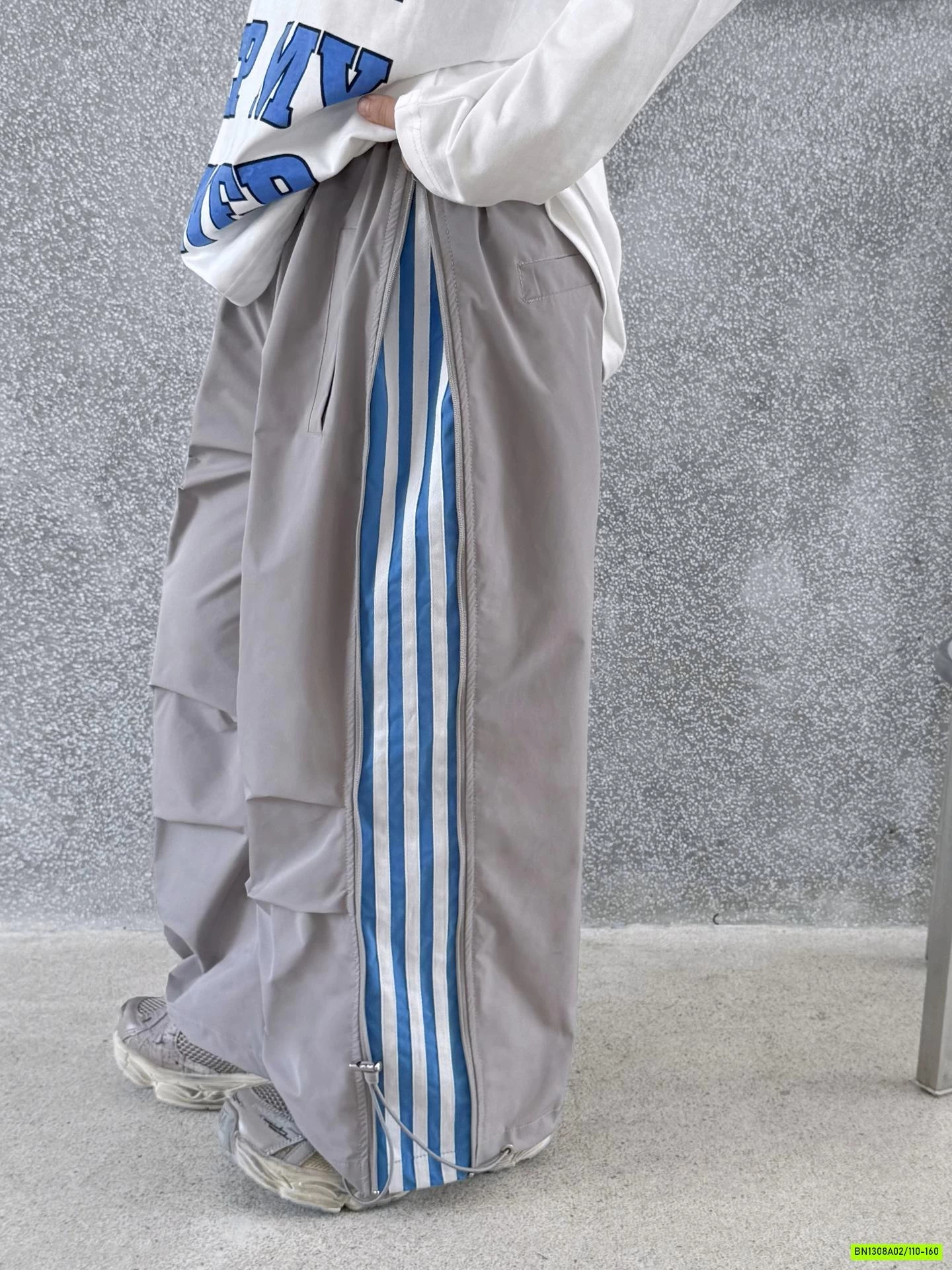 QUẦN GIÓ SUÔNG SỌC BÊN