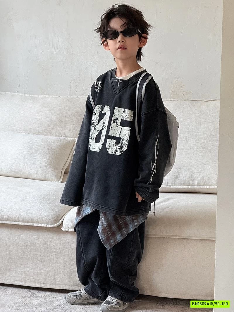 ÁO BẠC MÀU SỐ 05 MIX QUẦN NỈ SUÔNG