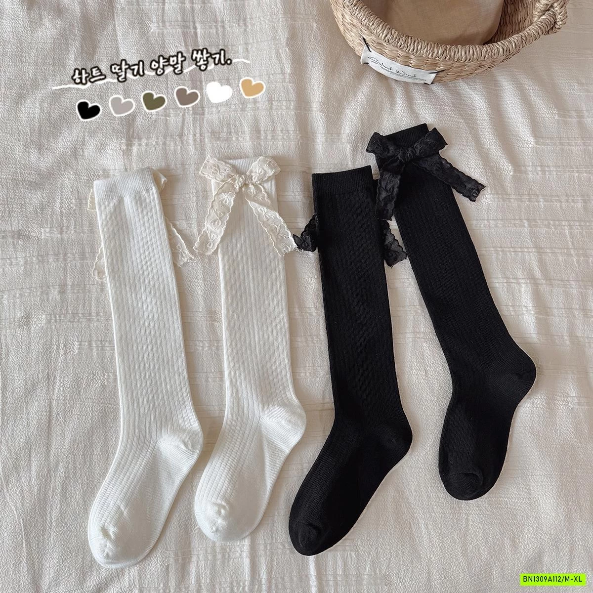 TẤT NGANG GỐI GẮN NƠ NỮ SINH