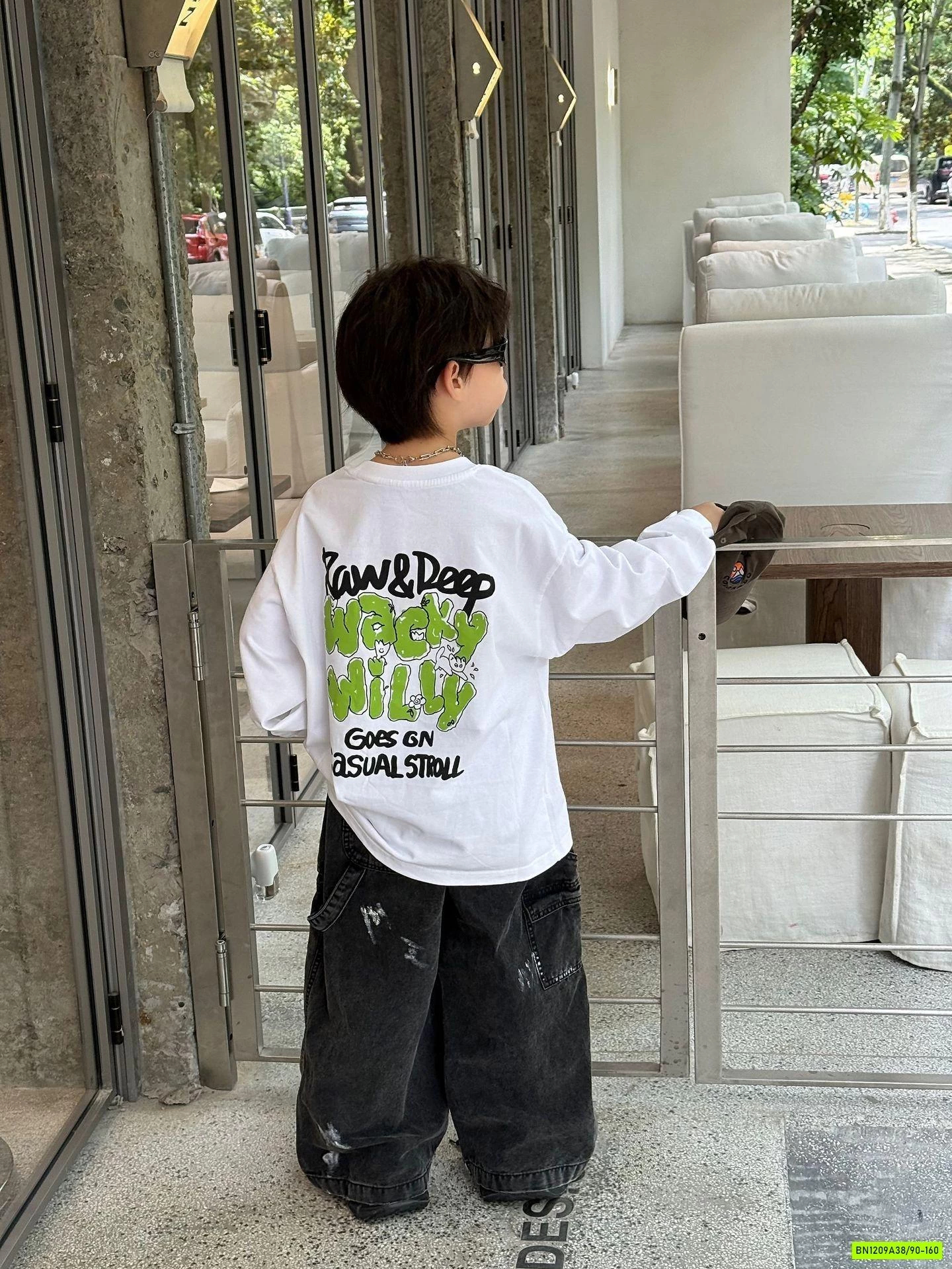 ÁO THUN IN CHỮ XANH LÁ