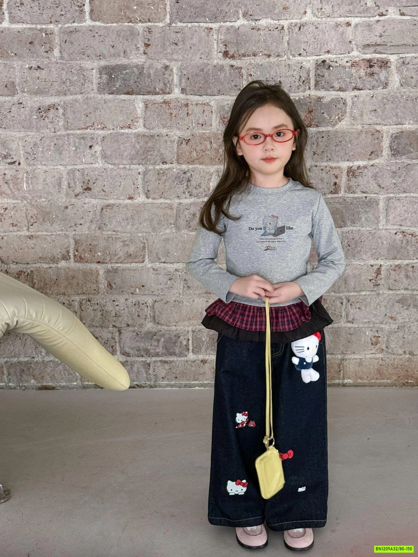 JEANS SUÔNG KÈM GẤU BÔNG KITTY