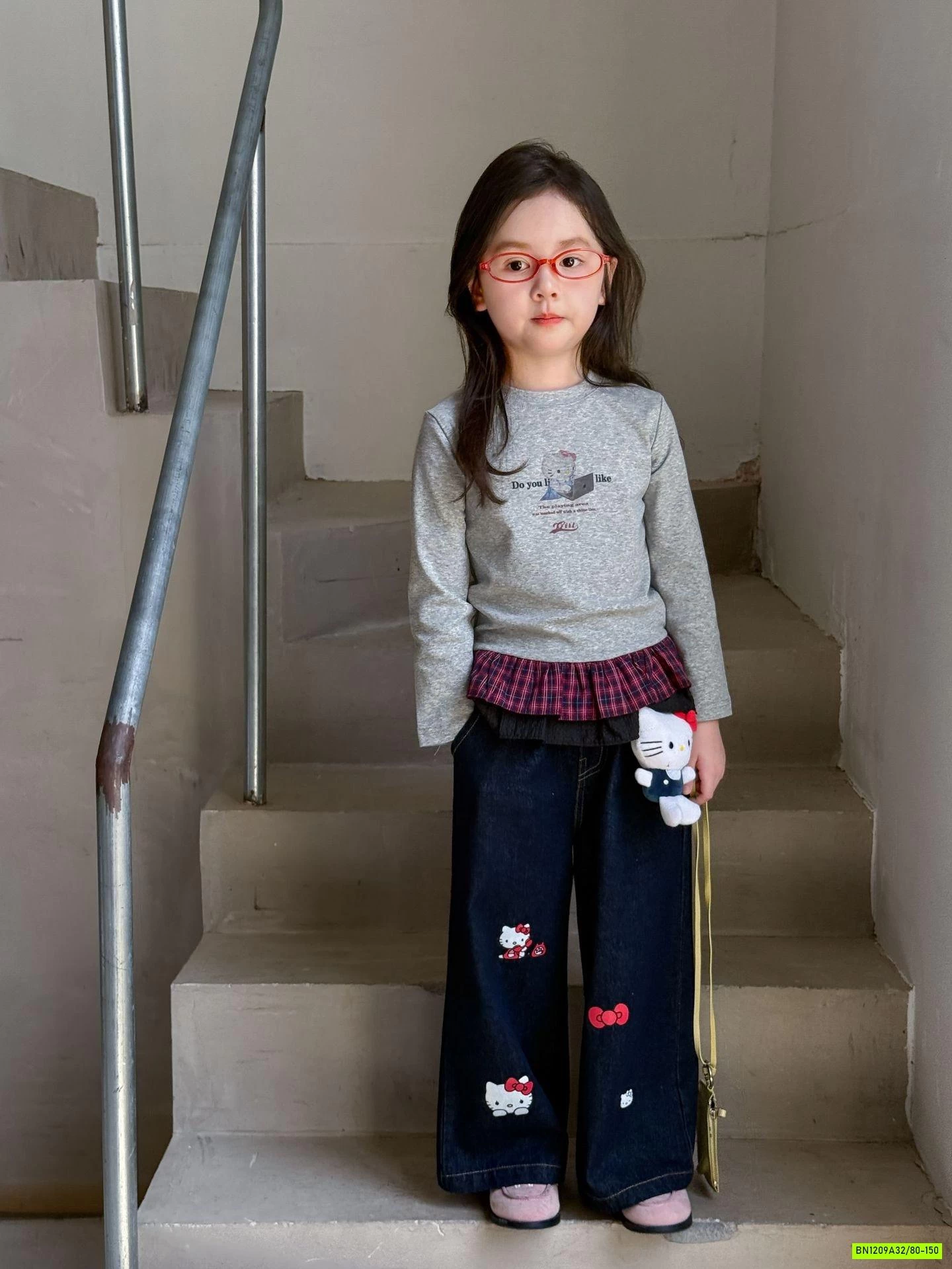 JEANS SUÔNG KÈM GẤU BÔNG KITTY