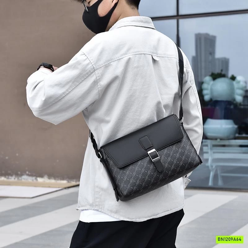 TÚI ĐEO CHÉO NAM TONE ĐEN