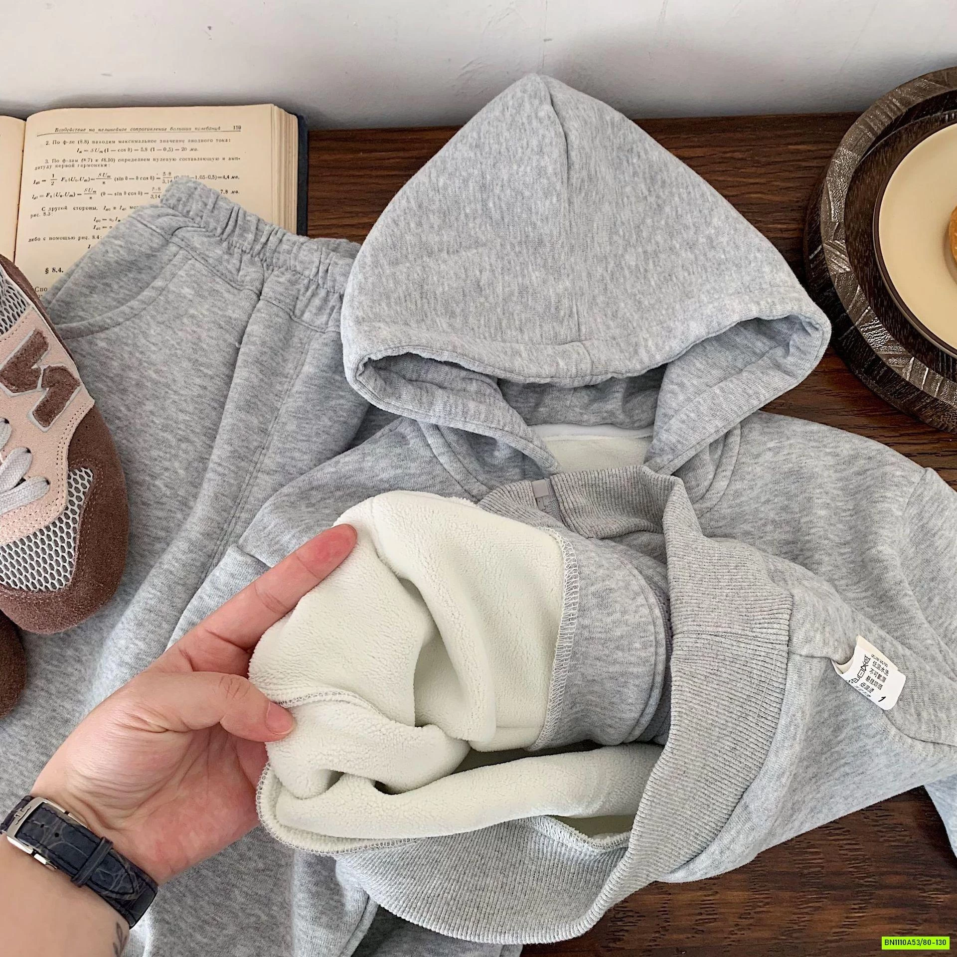 SÉT NỈ CÚN KHÓA KÉO LIỀN MŨ