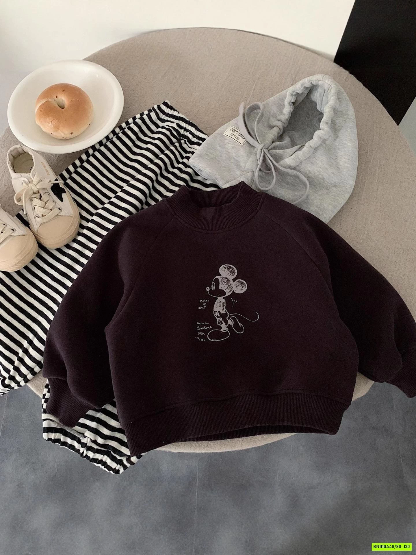 ÁO NỈ MICKEY LÓT NHUNG CỔ 3P