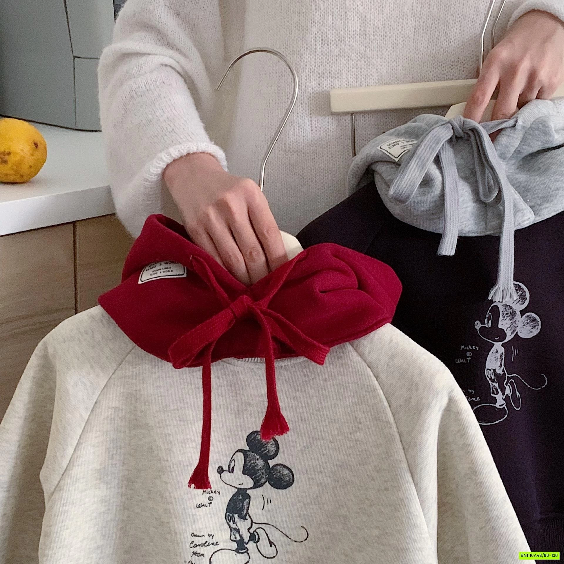 ÁO NỈ MICKEY LÓT NHUNG CỔ 3P