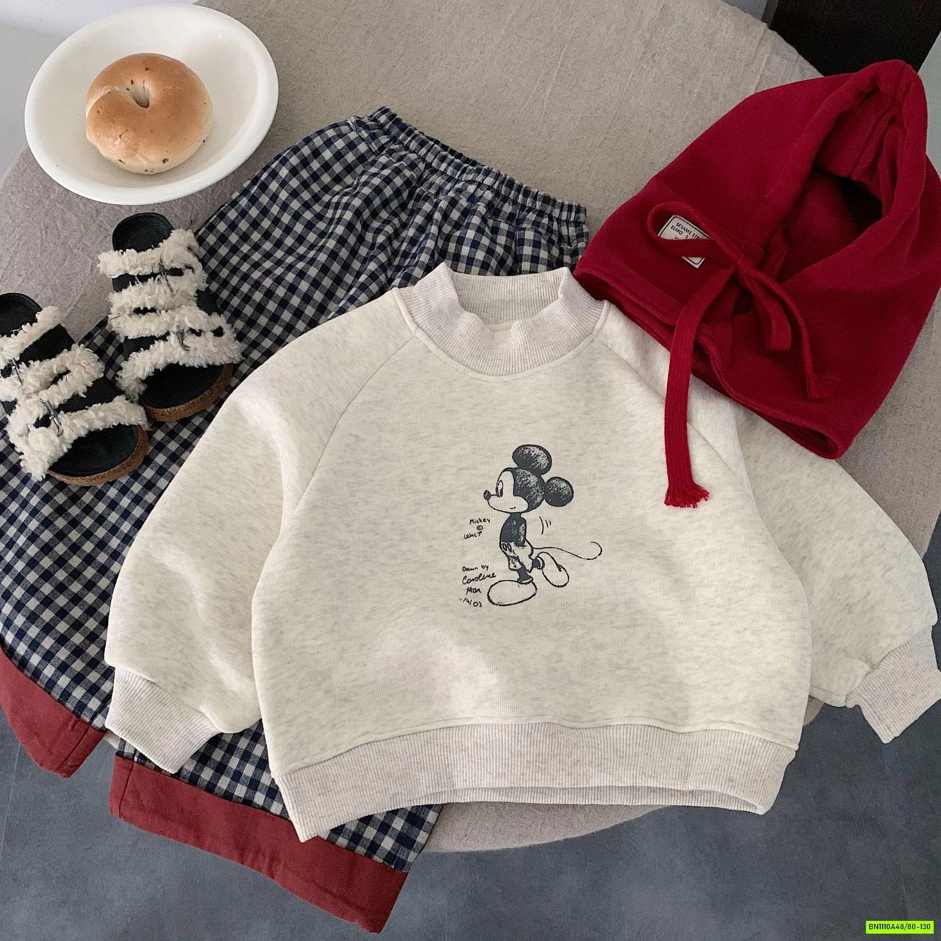 ÁO NỈ MICKEY LÓT NHUNG CỔ 3P