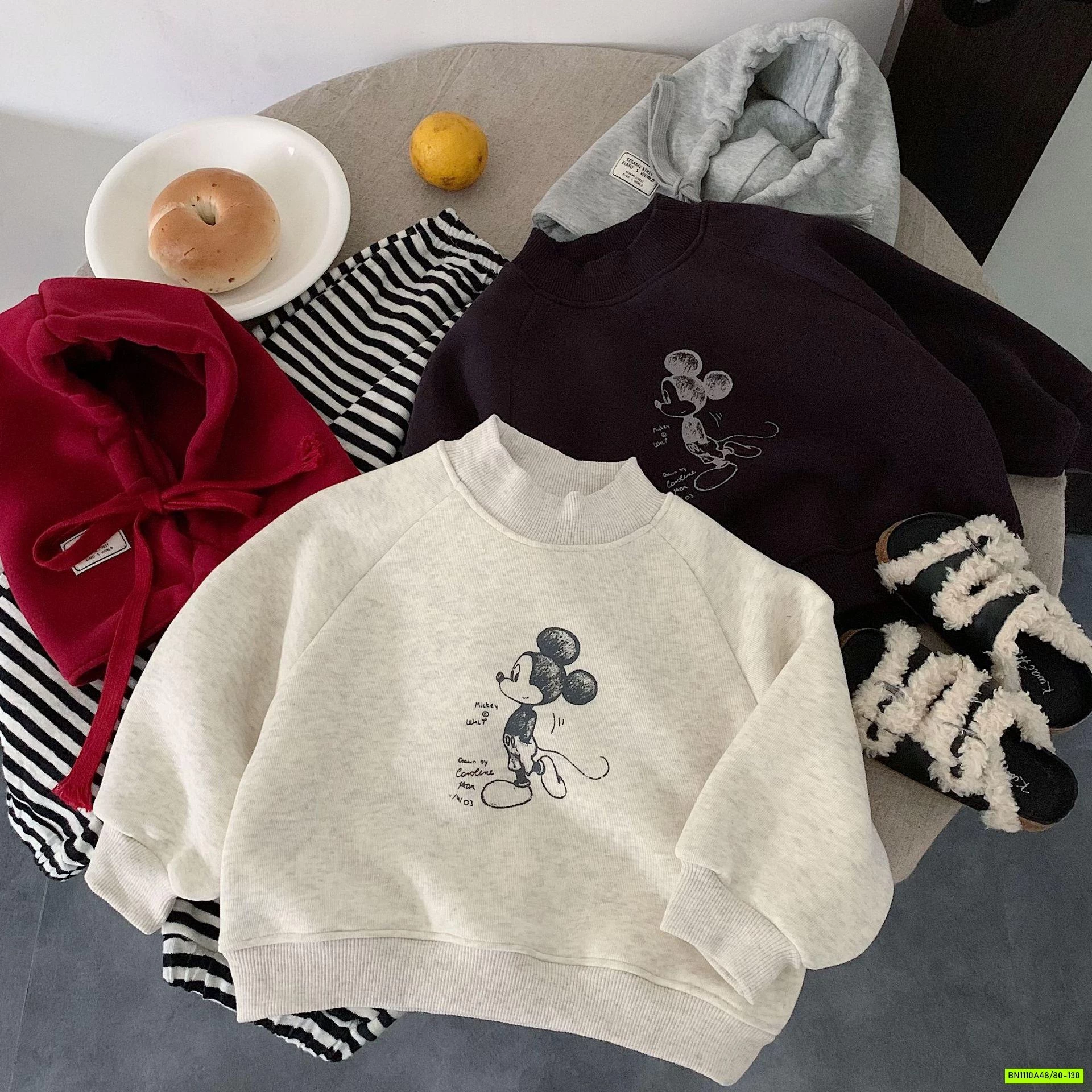 ÁO NỈ MICKEY LÓT NHUNG CỔ 3P