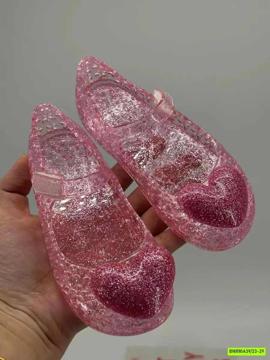 GIÀY NHỰA THƠM TRÁI TIM HỒNG