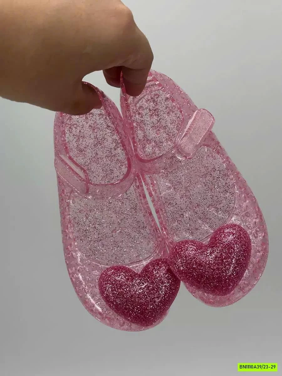 GIÀY NHỰA THƠM TRÁI TIM HỒNG