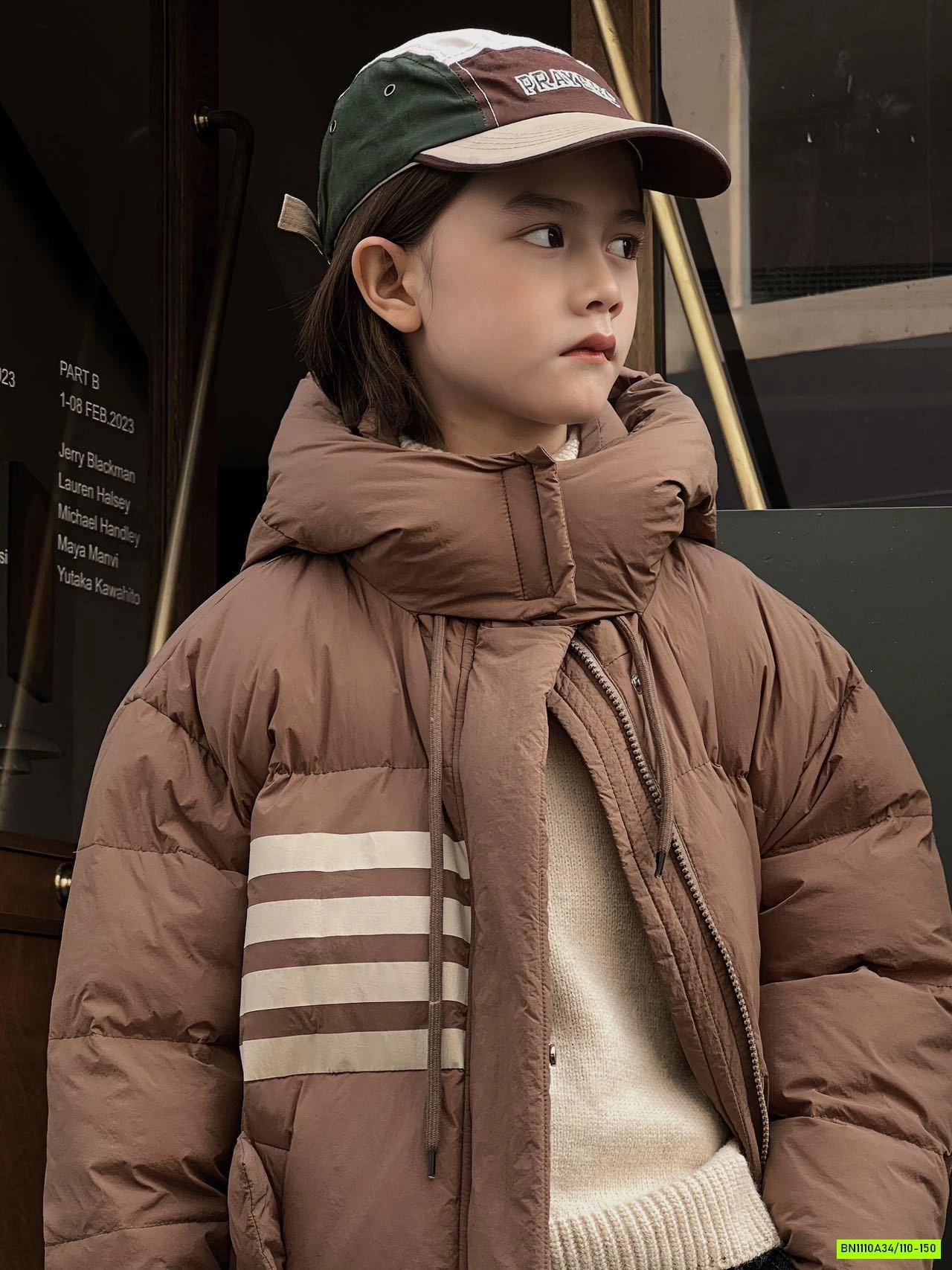 KHOÁC PHAO DÁNG DÀI KẺ TAY