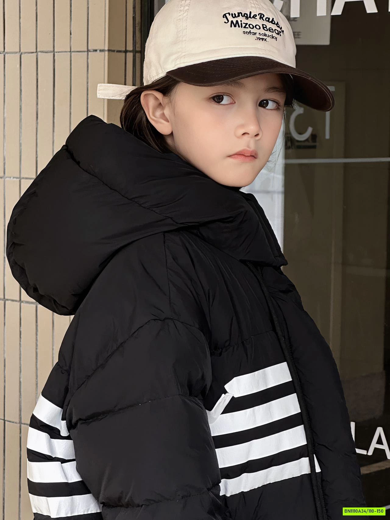 KHOÁC PHAO DÁNG DÀI KẺ TAY