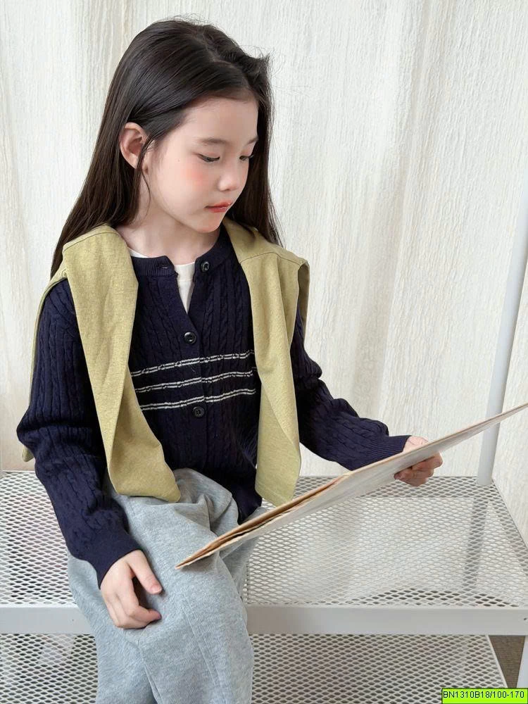ÁOLEN THỪNG PHỐI KẺ AMBB 26A106