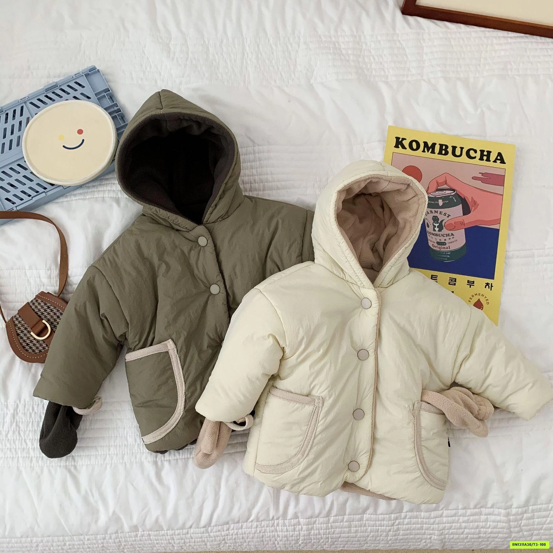 KHOÁC PHAO LIỀN MŨ LÓT NỈ