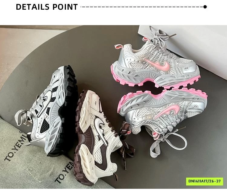 SNEAKER ĐẾ ĐINH PHỐI MÀU