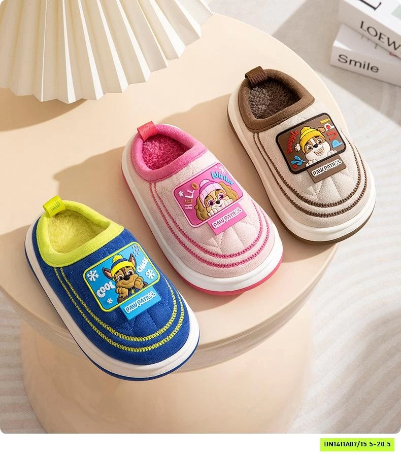 SỤC LÔNG ĐỘI CHÓ CỨU HỘ