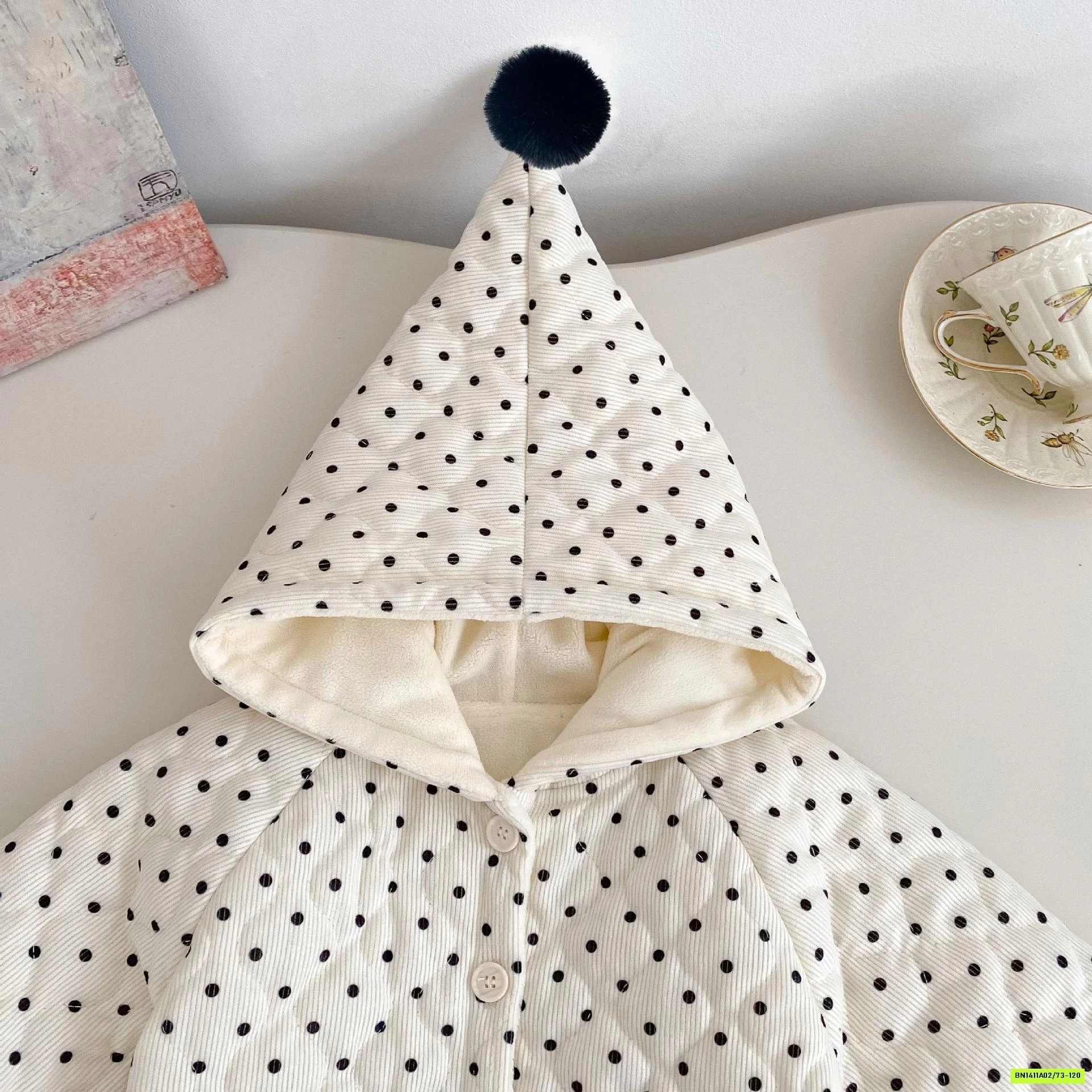 KHOÁC NHUNG TRẦN LÓT NHUNG