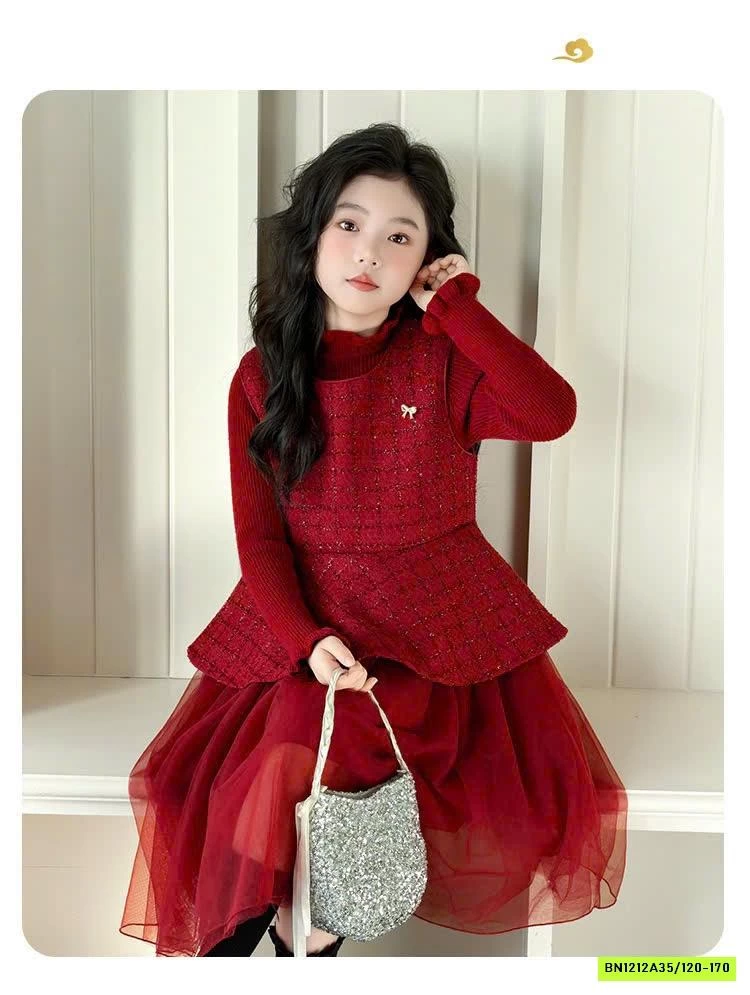 SÉT VÁY DẠ ĐỎ PHỐI VOAN ĐỎ LÓT NHUNG