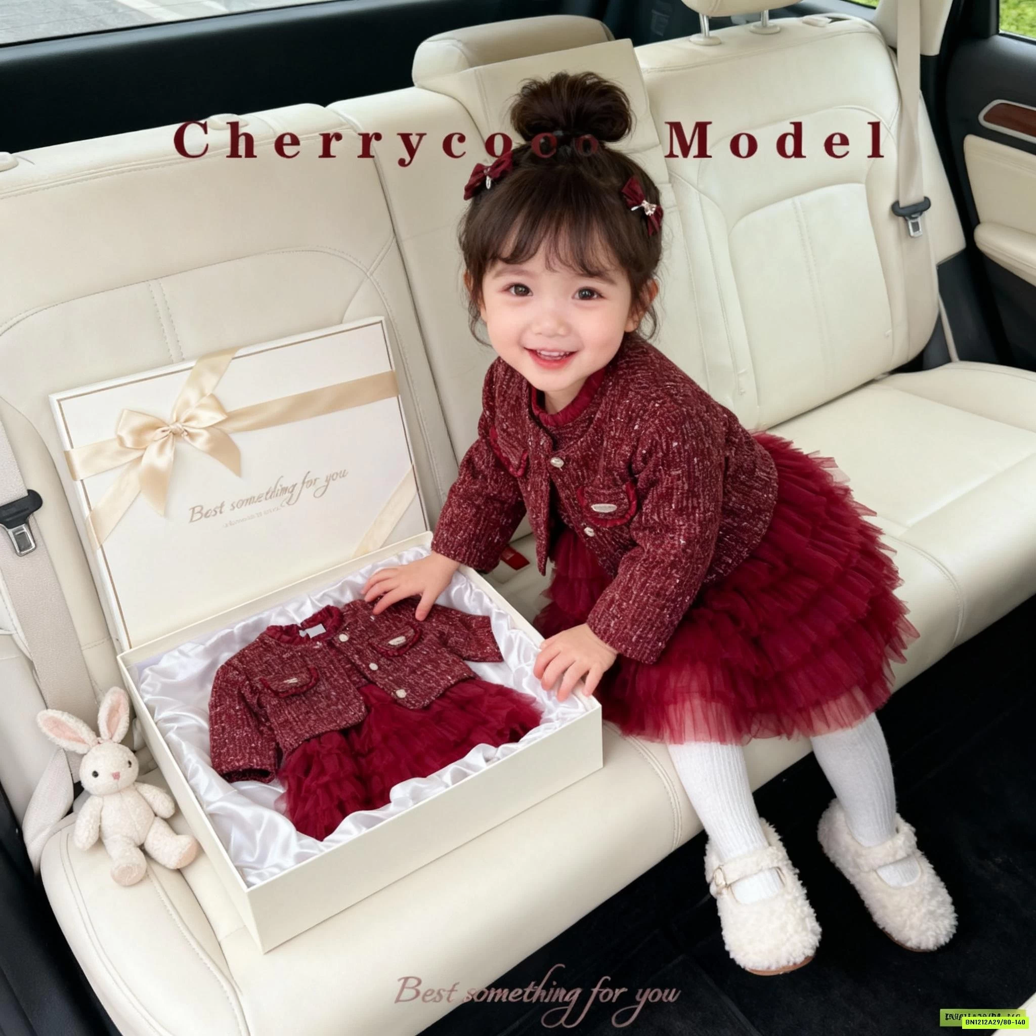 SÉT ĐẦM DẠ KÈM ÁO KHOÁC CHERRYCOCO