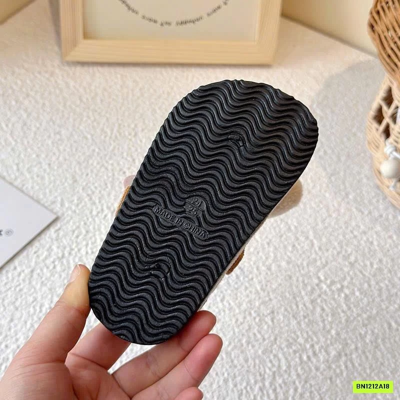 SỤC GIẢ DA LỘN GẮN CHARM GẤU