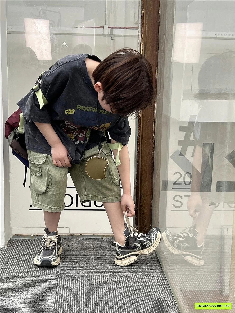 ÁO THUN M&M SNIDOLS