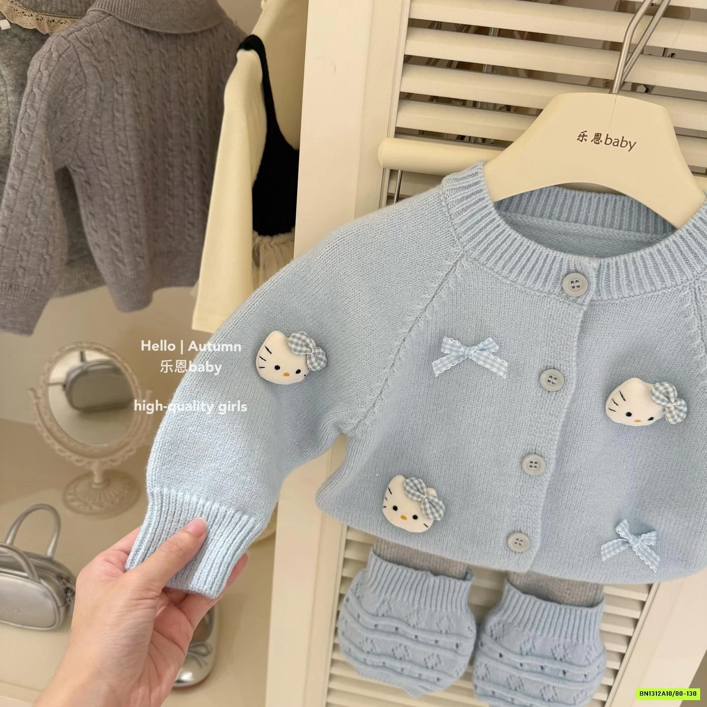 SÉT LEN GẮN GẤU KITTY