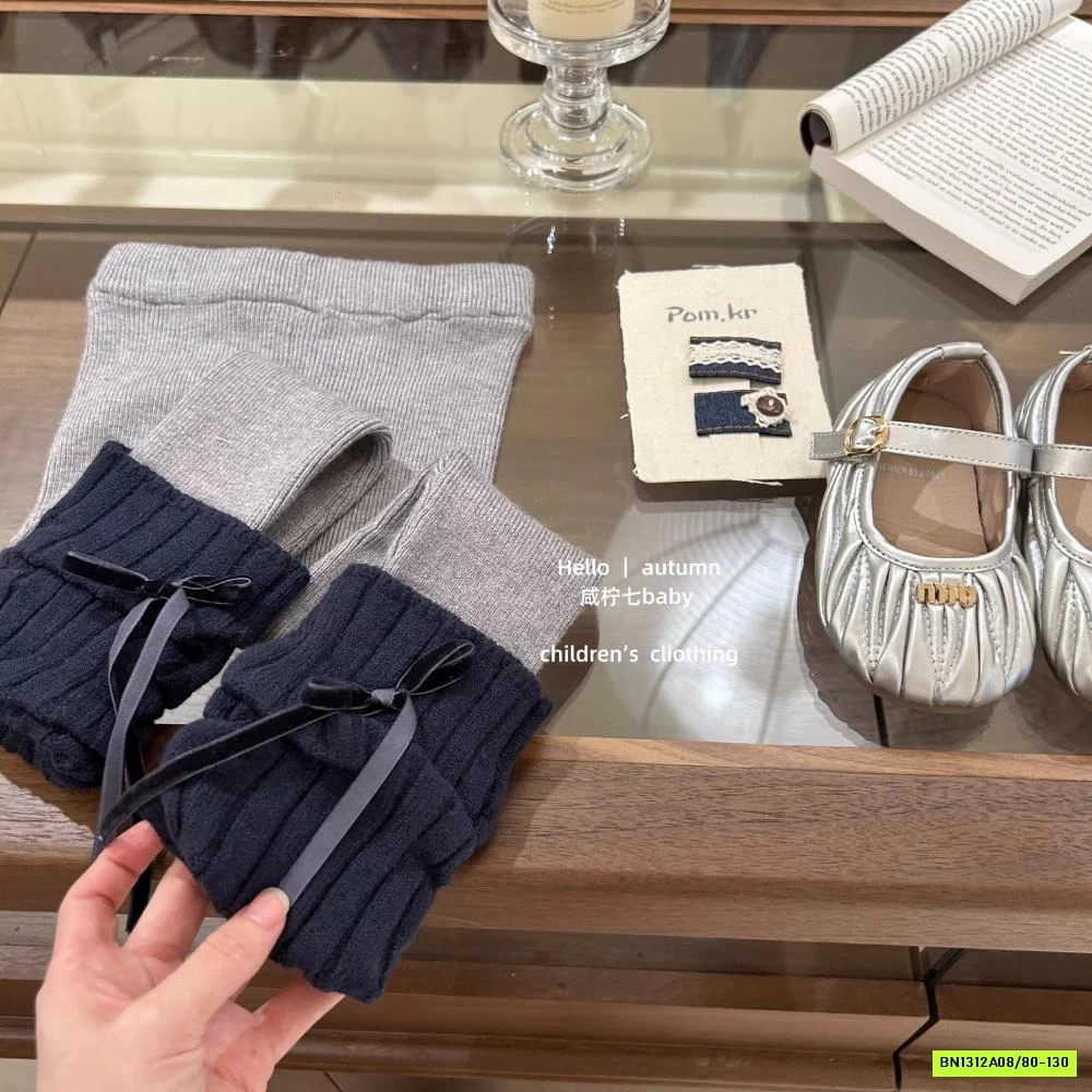 SÉT LEN KITTY XANH THAN VIỀN BÈO