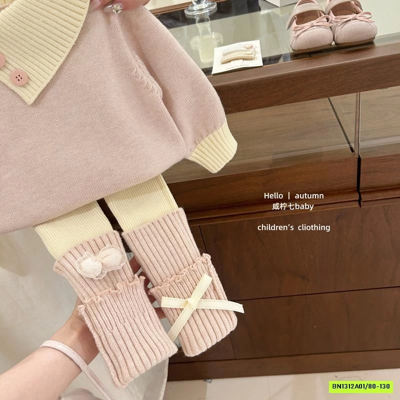 SÉT LEN HỒNG CỔ LỆCH MIX LEGGING