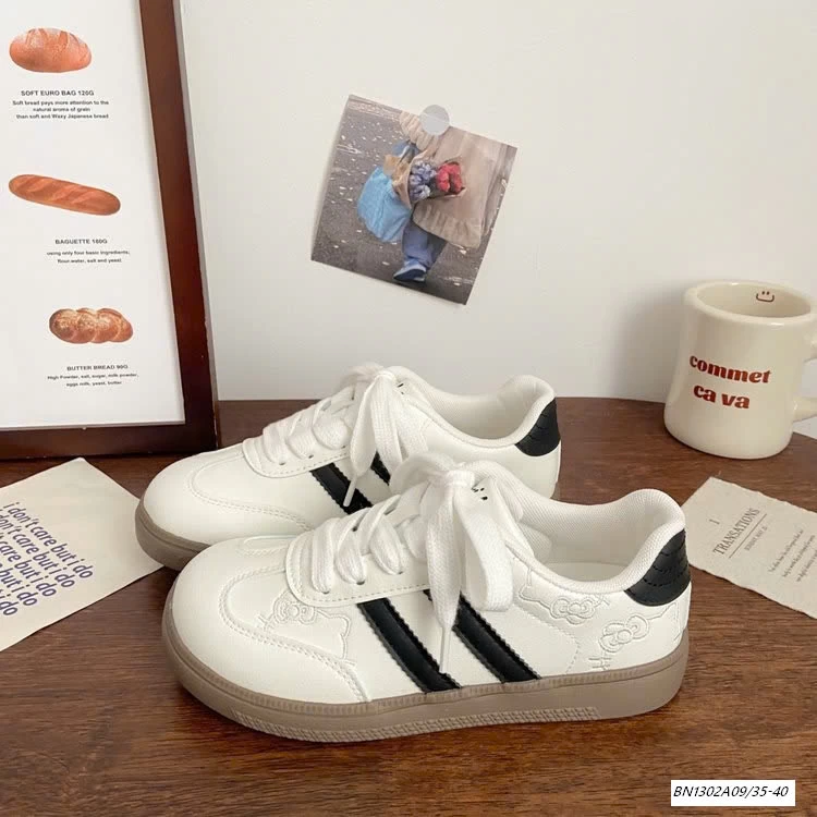 GIÀY THỂ THAO THÊU KITTY