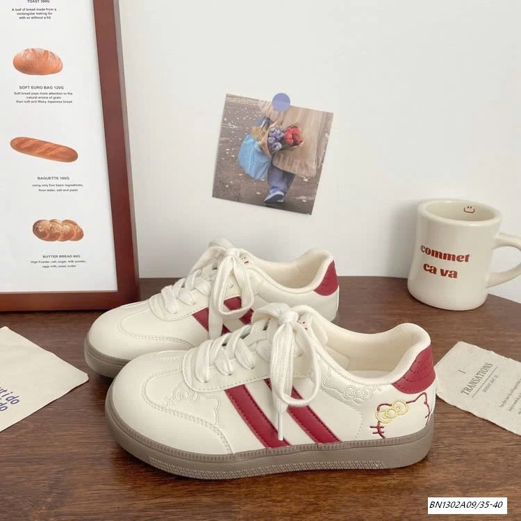 GIÀY THỂ THAO THÊU KITTY