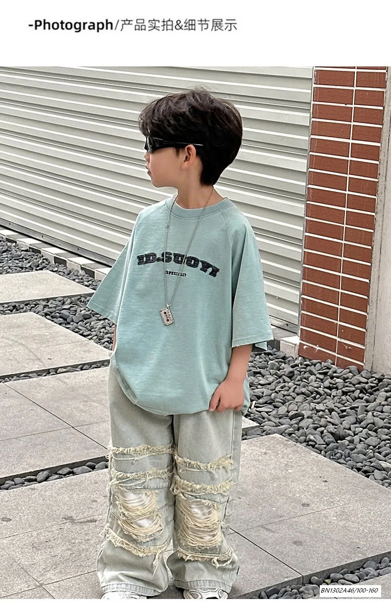 ÁO THÊU CHỮ MIX JEANS SUÔNG RÁCH