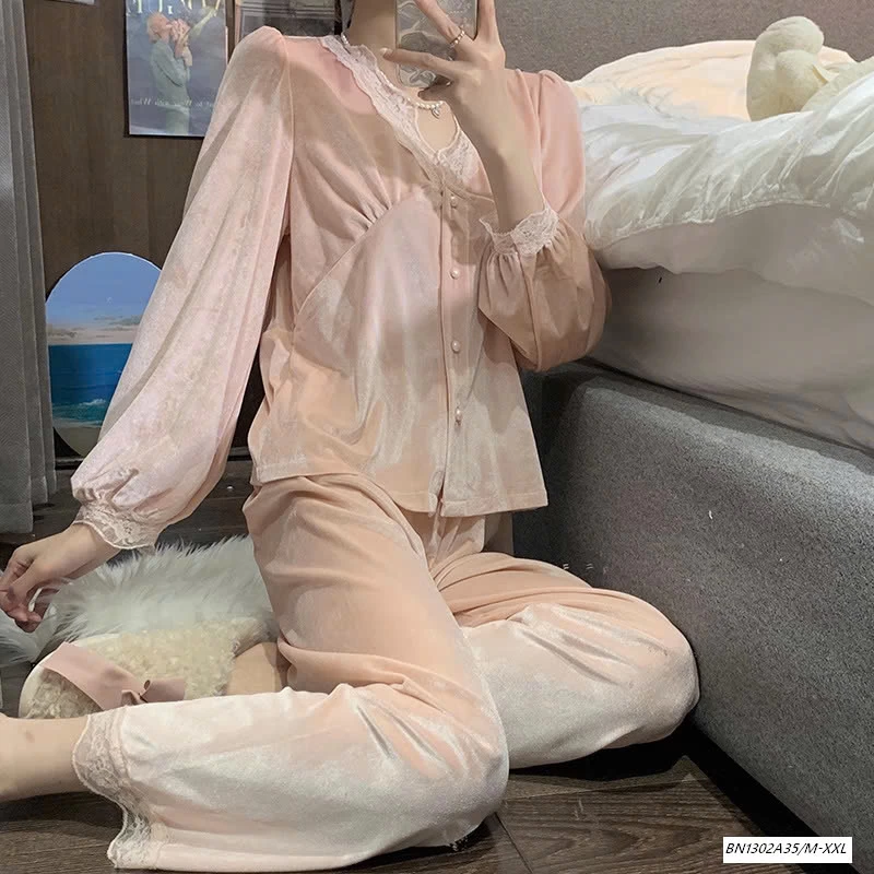 PIZAMA NHUNG VIỀN REN NỮ